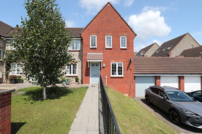 3 Bedroom End Of Terrace House For Sale In Lowland Close, Bridgend, CF31