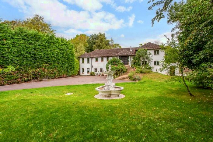 6 Bedroom Detached House To Rent In Mill Lane, Windsor, Berkshire, SL4