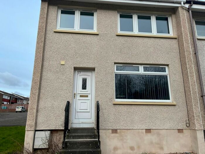 3 Bedroom Semi-Detached House To Rent In Kirknethan, Wishaw, North Lanarkshire, ML2