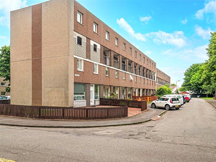 3 Bedroom Maisonette For Sale In Millford Drive, Linwood, Paisley, Renfrewshire, PA3