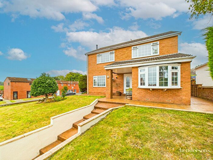 4 Bedroom Detached House For Sale In Pinewood Close, Whitby, YO21