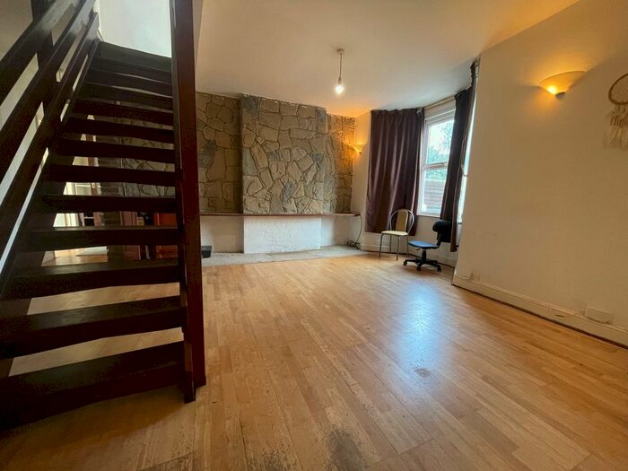 4 Bedroom Terraced House To Rent In Devon Road, Barking, IG11