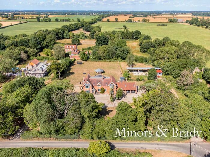 6 Bedroom Detached House For Sale In Guestwick, Dereham, NR20