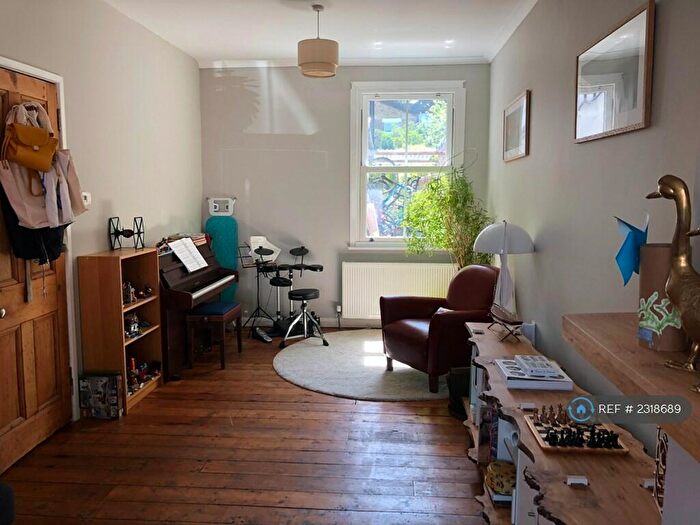 4 Bedroom Terraced House To Rent In Nutbrook St, London, SE15