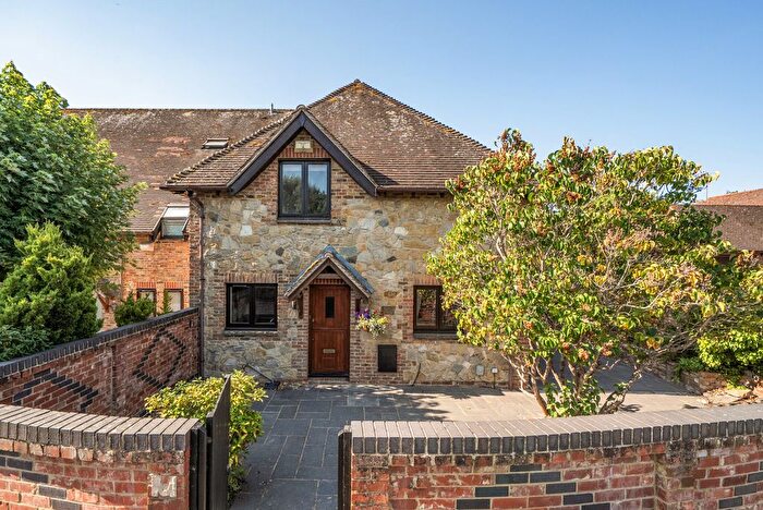 3 Bedroom End Terrace House For Sale In Church Farm Barns, Mortimer, Reading, Berkshire, RG7