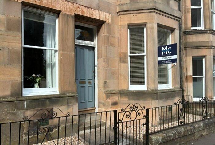3 Bedroom Flat For Sale In Montpelier Park, Edinburgh, EH10