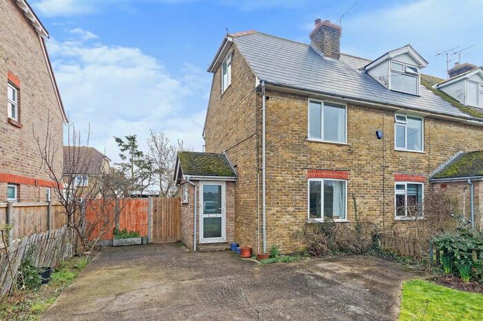 2 Bedroom End Of Terrace House For Sale In Seasalter Road, Graveney, Faversham, ME13