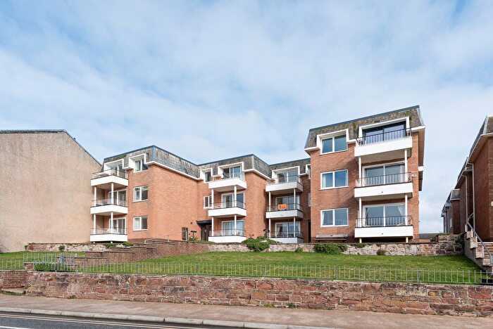 2 Bedroom Flat For Sale In Redcote Court, South Parade, Wirral, Merseyside, CH48