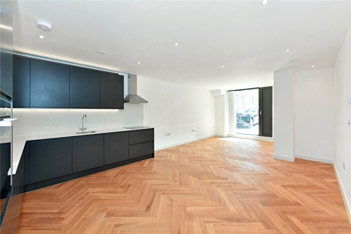 2 Bedroom Apartment To Rent In The Courtyard, Gloucester Avenue, Primrose Hill, London, NW1