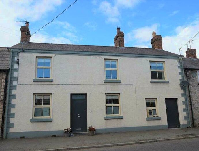 4 Bedroom Terraced House To Rent In South Street, Caerwys, CH7
