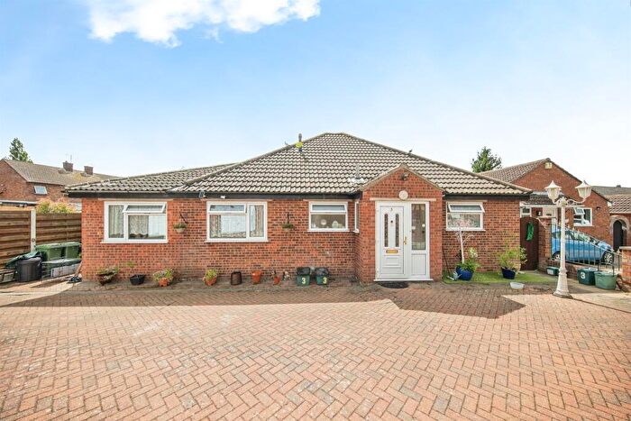 4 Bedroom Detached Bungalow For Sale In Churnwood Close, Colchester, CO4