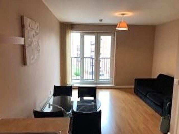 1 Bedroom Flat To Rent In Hessel Street, Salford, M50
