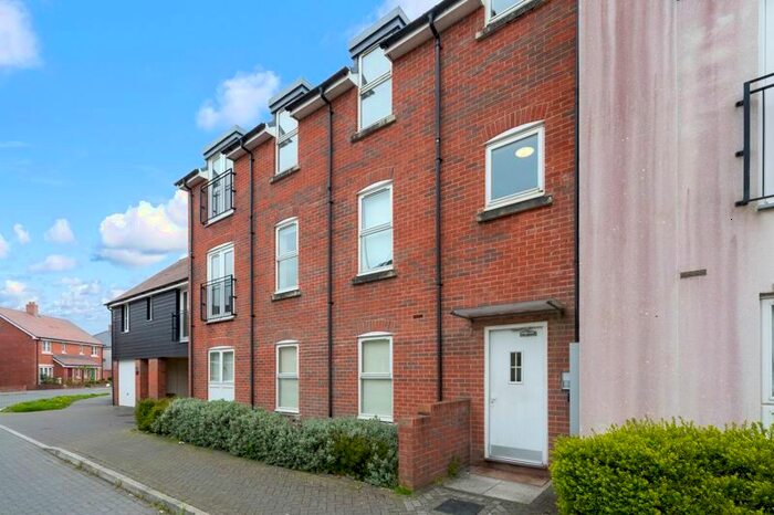 2 Bedroom Flat For Sale In New Caravan Site, Salisbury Road, Shaftesbury, SP7