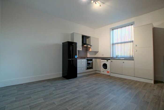 1 Bedroom Flat To Rent In Otley Road, Guiseley, Leeds, LS20