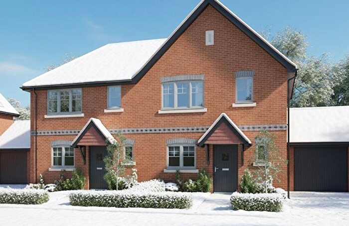 2 Bedroom Semi Detached House For Sale In Hackney Way, Mortimer Common, Reading, Berkshire, RG7