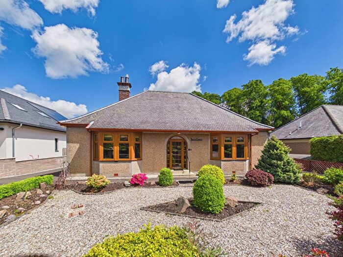 2 Bedroom Detached Bungalow For Sale In Stephen Avenue, Biggar, ML12