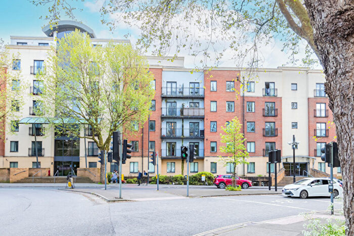 2 Bedroom Flat For Sale In Squires Court, Bedminster Parade, Bedminster, Bristol, BS3
