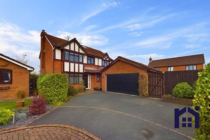 5 Bedroom Detached House For Sale In Evergreen Avenue, Leyland, PR25