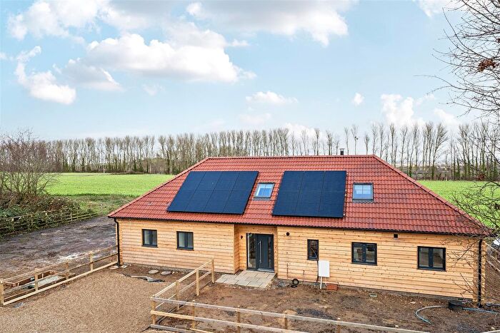 4 Bedroom Detached House For Sale In Hill View Court, New Cross, South Petherton, TA13