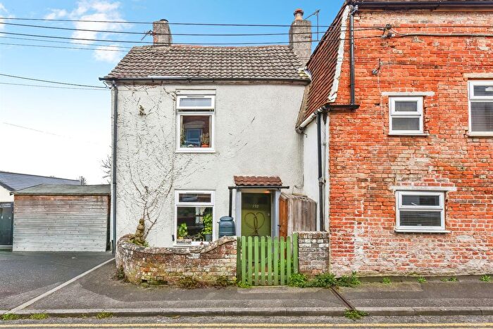 1 Bedroom Cottage For Sale In Westbury Leigh, Westbury, BA13