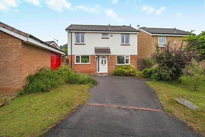 3 Bedroom Detached House For Sale In Windfields Close, Cheadle, SK8