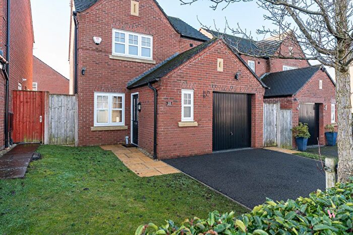 3 Bedroom Detached House For Sale In Holford Drive, Winsford, CW7