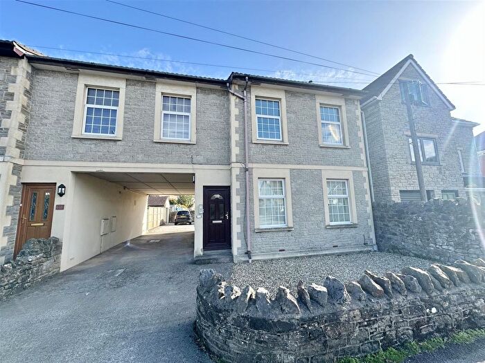 1 Bedroom Flat To Rent In Old Church Road, Clevedon, BS21