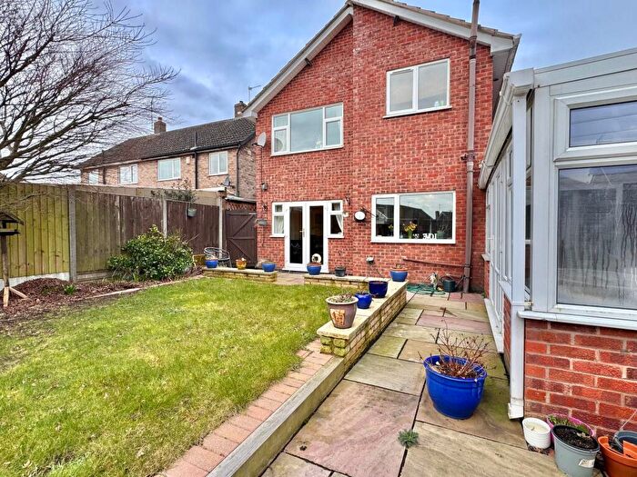 3 Bedroom Detached House For Sale In Gloucester Crescent, Wigston, LE18