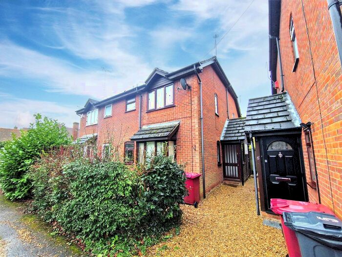 1 Bedroom Detached House To Rent In Victoria Mews, Parkside Road, Reading, Berkshire, RG30