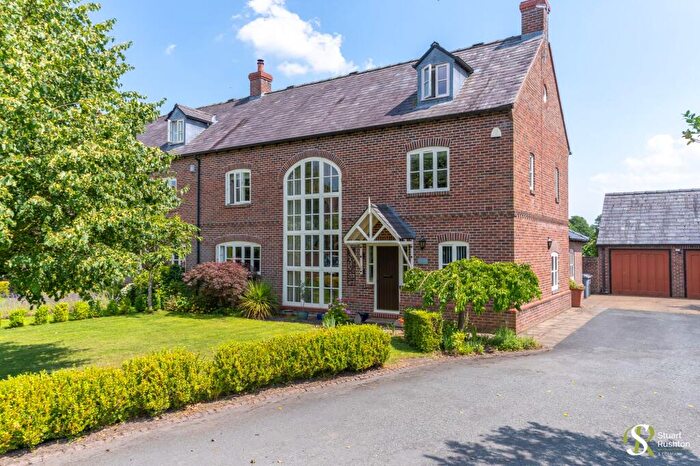 4 Bedroom Semi-Detached House For Sale In Swettenham, The Courtyard, CW12