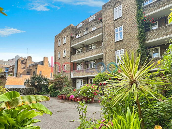 4 Bedroom Flat To Rent In Prusom Street, London, E1W