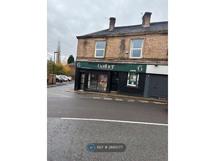 2 Bedroom Flat To Rent In Lees, Oldham, OL4