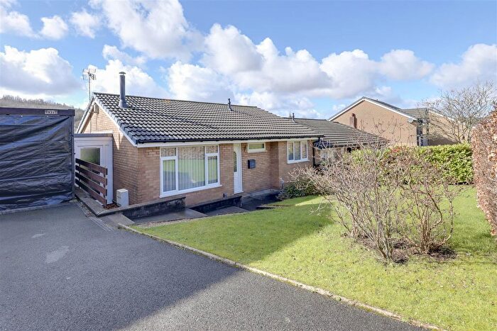 2 Bedroom Semi Detached Bungalow For Sale In Redwood Drive, Rawtenstall, Rossendale, BB4