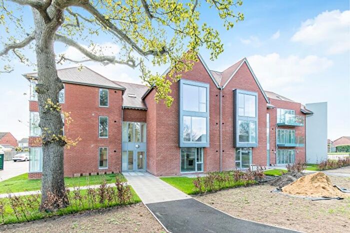 2 Bedroom Apartment To Rent In Denchworth Road, Grove, OX12