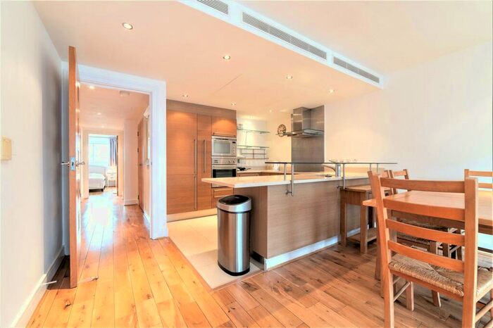 2 Bedroom Apartment To Rent In Howard Building, Queenstown Road, London, SW11
