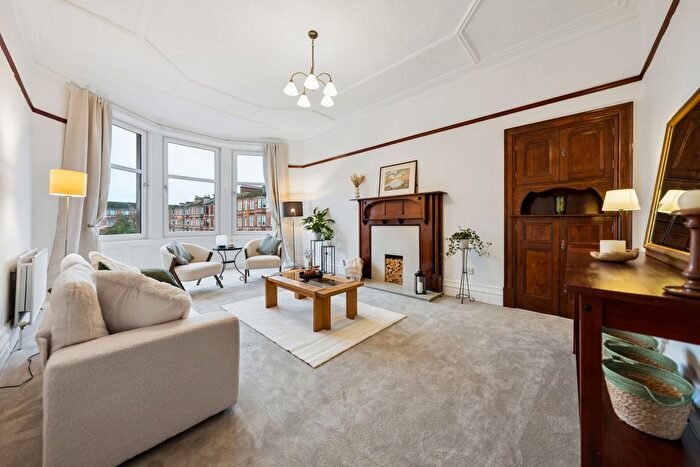 2 Bedroom Flat For Sale In Craigmillar Road, Flat /, Battlefield, Glasgow, G42