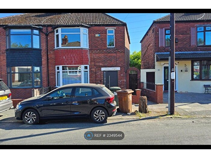 4 Bedroom Semi-Detached House To Rent In Mossway, Middleton, Manchester, M24