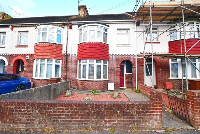 3 Bedroom Terraced House For Sale In Twydall Lane, Gillingham, ME8