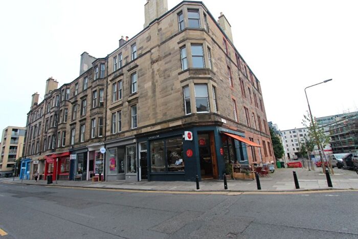 2 Bedroom Flat To Rent In Henderson Row, Stockbridge, Edinburgh, EH3