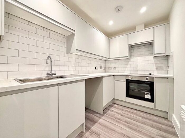 1 Bedroom Flat To Rent In College Place, Southampton, SO15