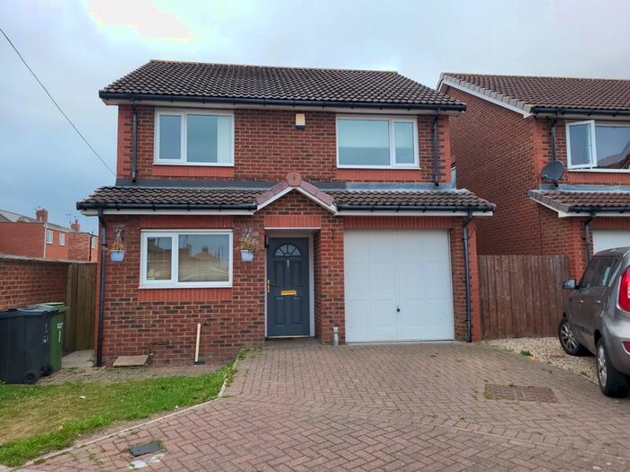 4 Bedroom Detached House To Rent In Strawberry Mews, Stakeford, Choppington, NE62