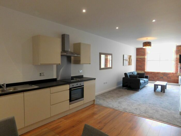 2 Bedroom Flat To Rent In Balme Street, City Centre, Bradford, BD1