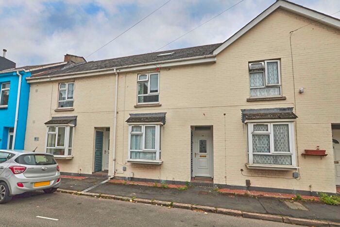 3 Bedroom Terraced House To Rent In Codrington Street, Exeter, EX1