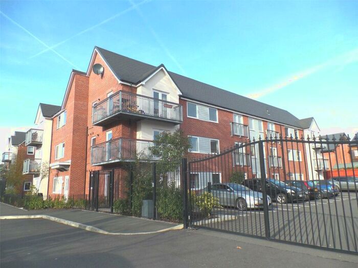 2 Bedroom Apartment To Rent In Highmarsh Crescent, Didsbury, Manchester, M20
