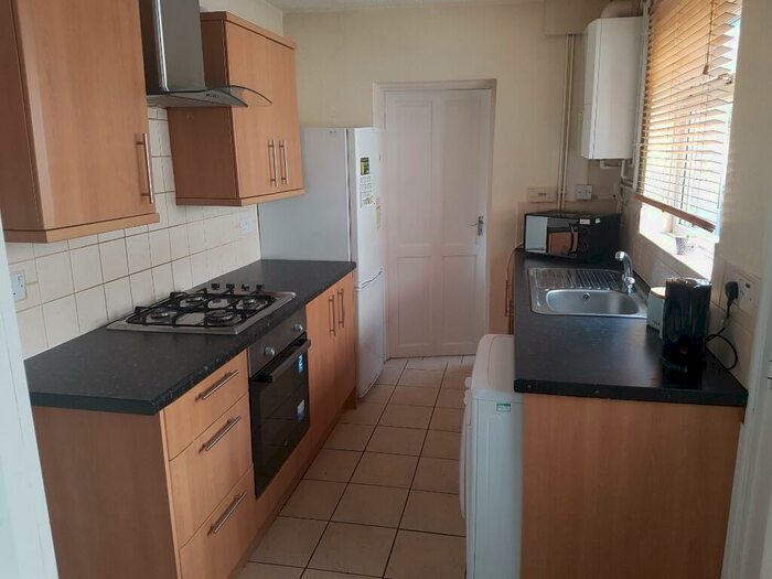 3 Bedroom Terraced House To Rent In Lace Street, Dunkirk, Nottingham, NG7