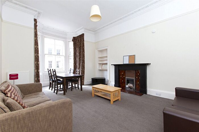 4 Bedroom Flat To Rent In East Preston Street, Newington, Edinburgh, EH8