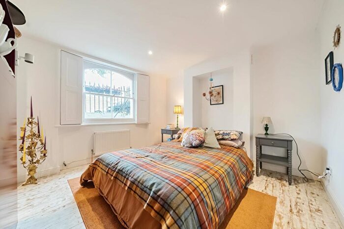 1 Bedroom Flat To Rent In Milverton Street, London, SE11