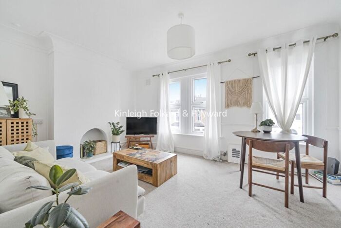 2 Bedroom Flat To Rent In Crofton Park Road, London, SE4