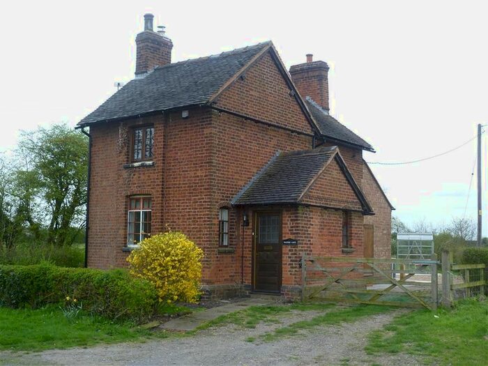 2 Bedroom Cottage To Rent In Watery Gate Cottage Syerscote Lane, Wigginton, Tamworth, Staffordshire, B79