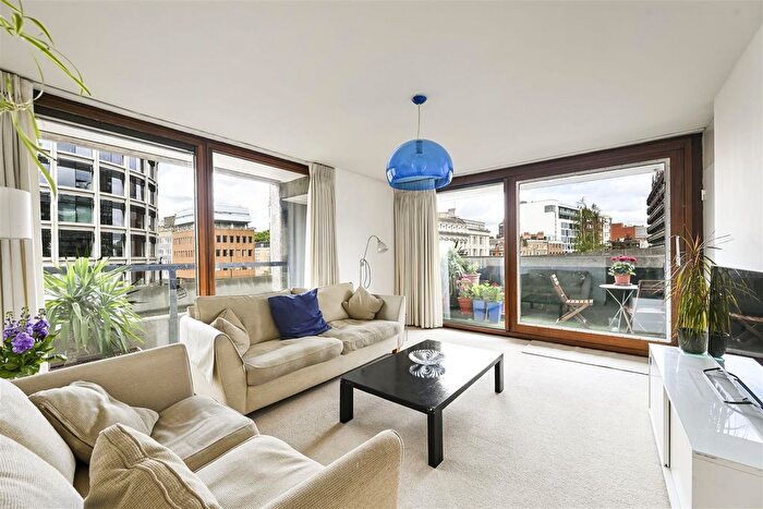 4 Bedroom Flat For Sale In Barbican, London, EC2Y